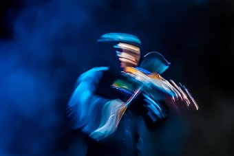 Fiddler on the Move